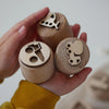 Sandstempel aus Holz mit Baustellenfahrzeugen, handgefertigt