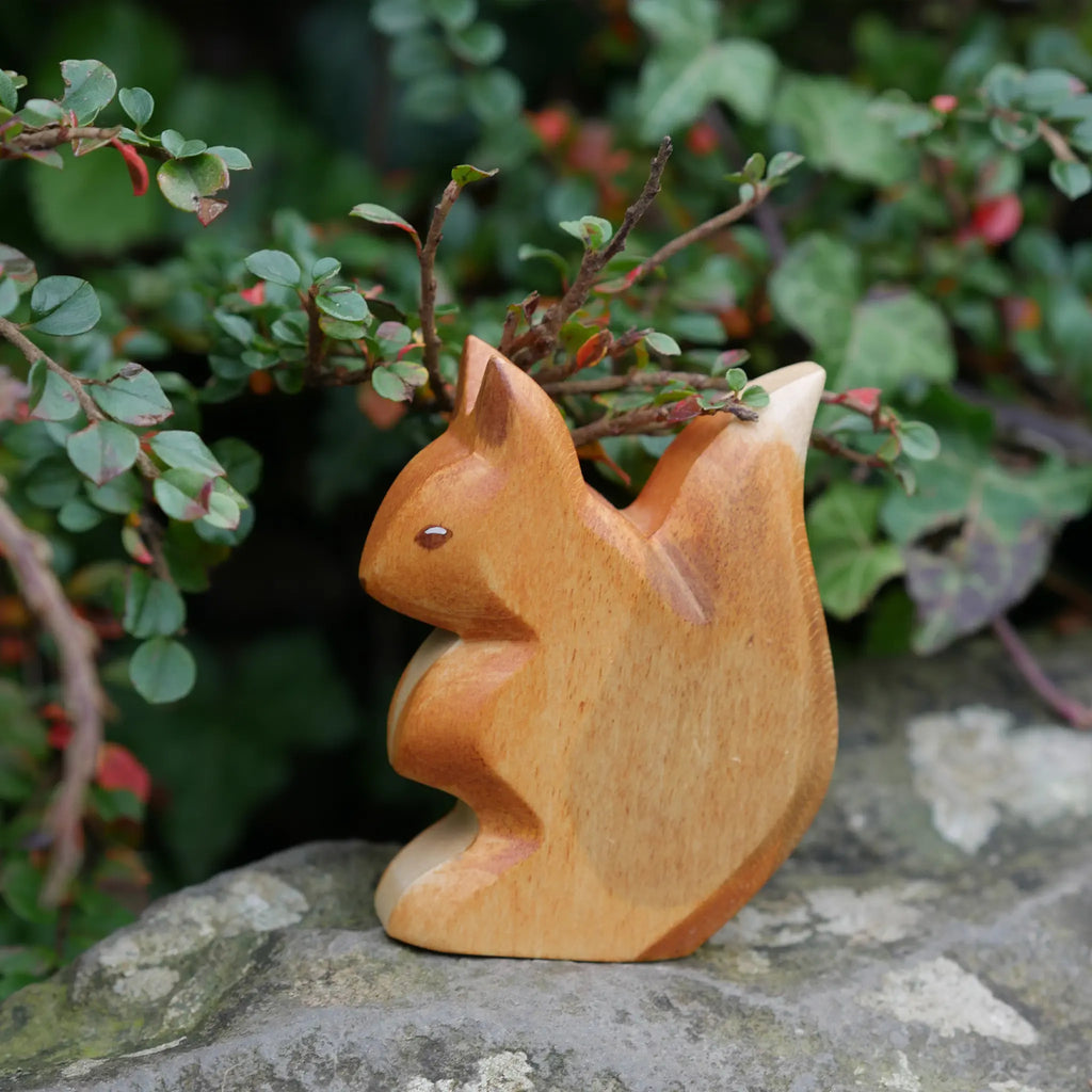 Eichhörnchen aus Holz