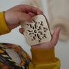 Sandstempel aus Holz mit Wettersymbolen, handgefertigt