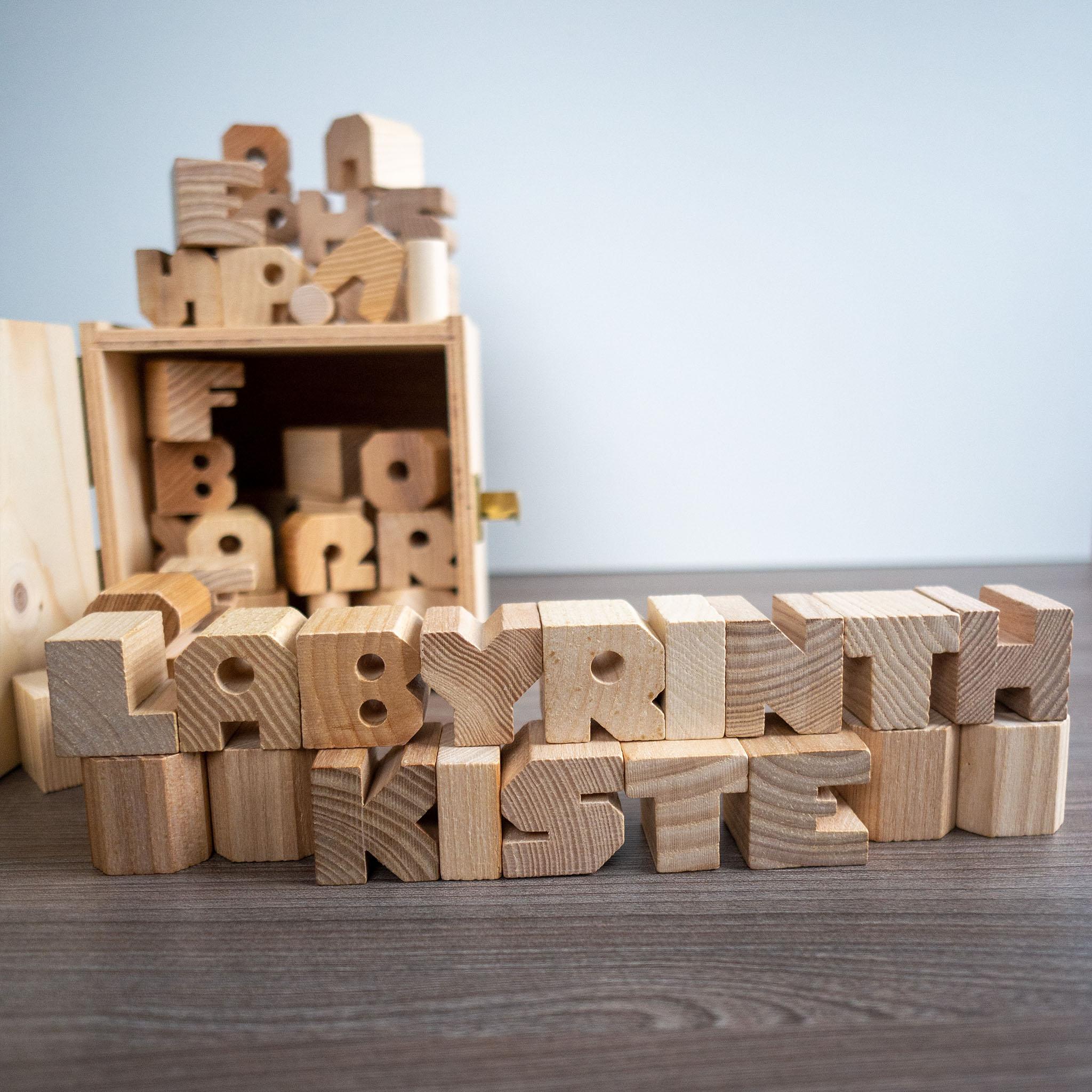 Buchstabenspiel „ABC Buchstabenbox“