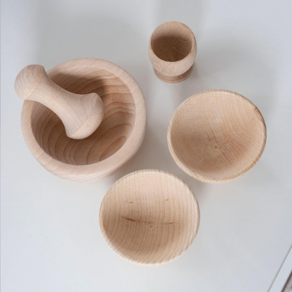 Holzschalen und Mörser-Set