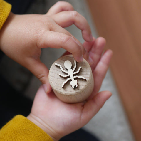 Sandstempel aus Holz mit Insekten, handgefertigt - Labyrinthkiste