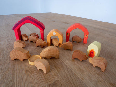 Schweinefarm aus Holz, handgefertigt